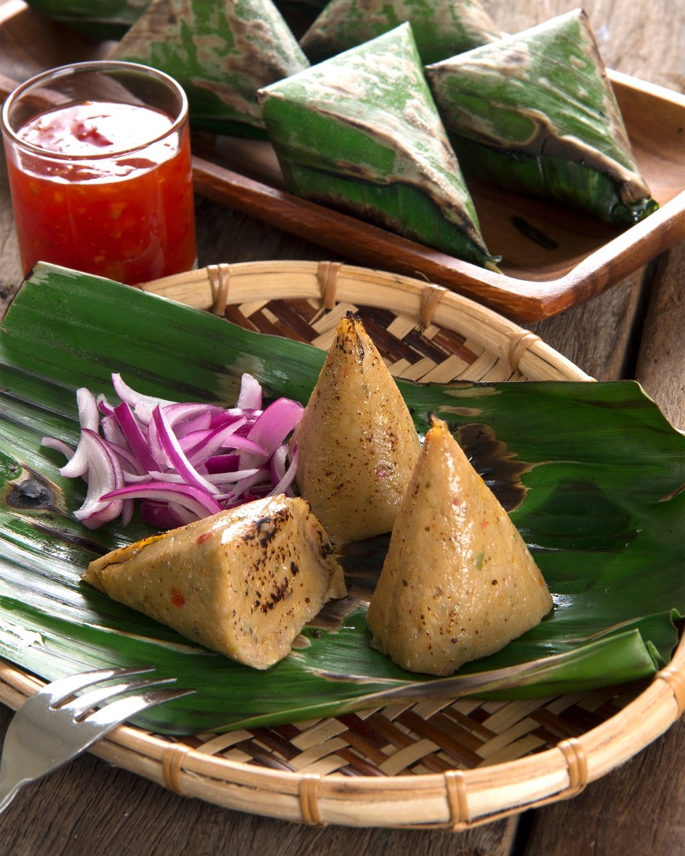 Satar parcels on a patterned plate